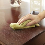 6 consigli efficaci per aiutare a combattere la polvere in casa