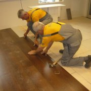 Laying a laminate on a wooden floor: preparing the foundation and carrying out work