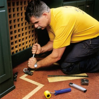How to quietly glue the joints of linoleum: tricks from professionals