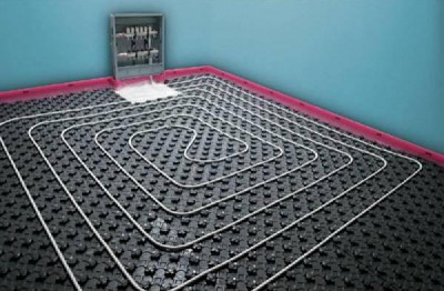 Water floor heating - proper installation