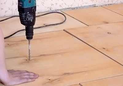 To prevent plywood from suffering, it is necessary to drill a hole for a self-tapping screw