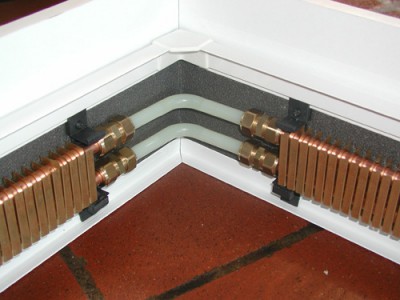 Waterborne skirting board assembly