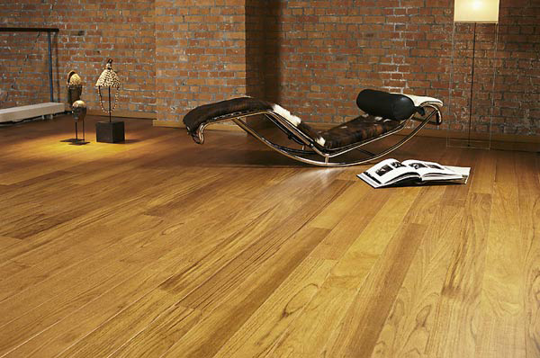 Lantai kayu di pangsapuri: untuk dilakukan atau tidak dilakukan + pilih pilihan terbaik