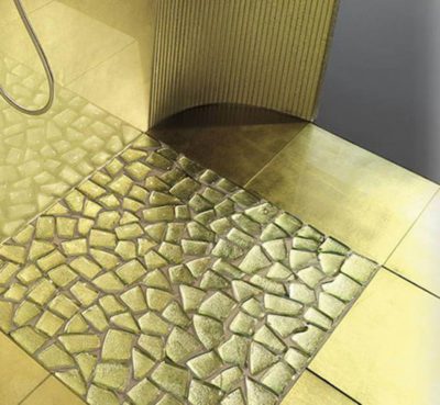 Glass mosaic floors in the bathroom