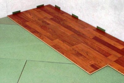Penjajaran lantai kayu dengan drywall, papan lapis, GVL
