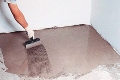 Masivní podlahu nalijte po částech