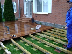 Construction de terrasse: un aperçu de 4 options pour l'installation d'une terrasse