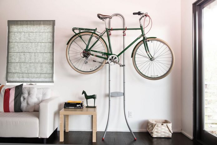 Local à vélos dans l'appartement