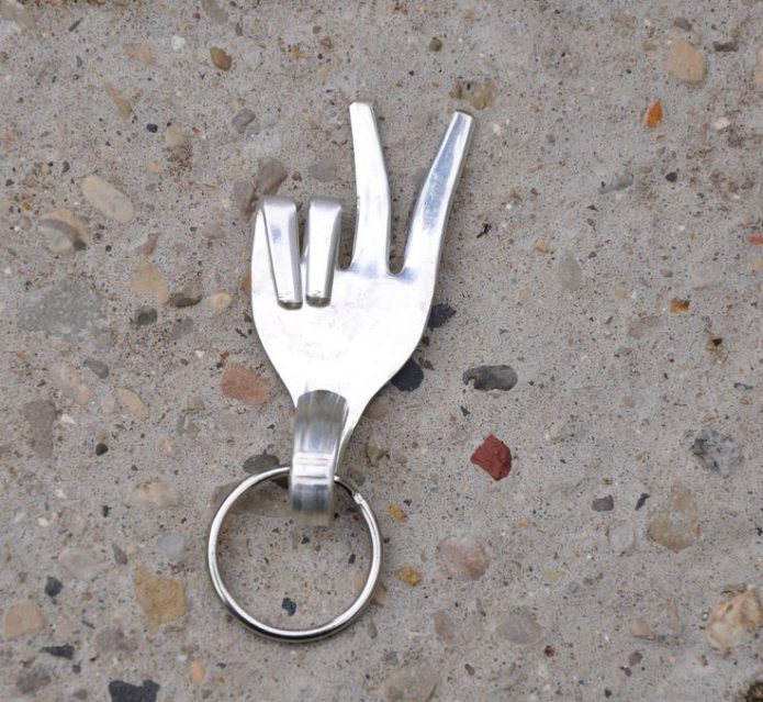 Hemlagad nyckelring från en gaffel