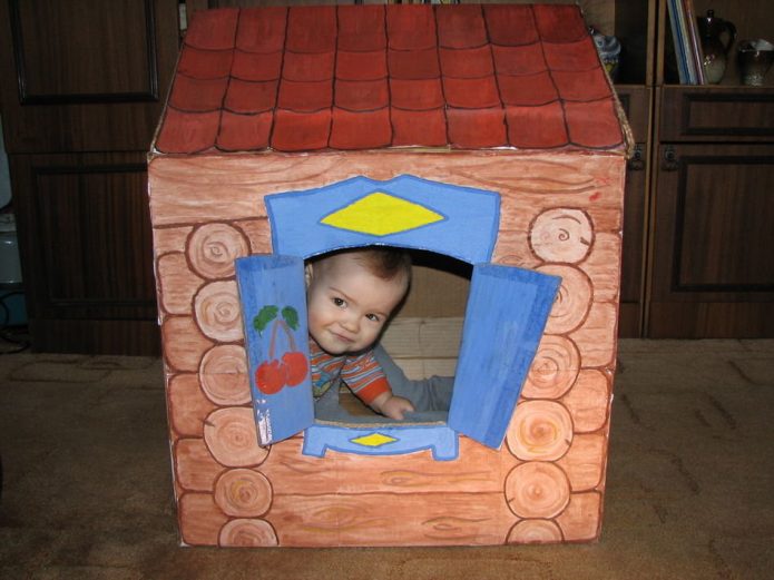Cabane pour enfants hors de la boîte