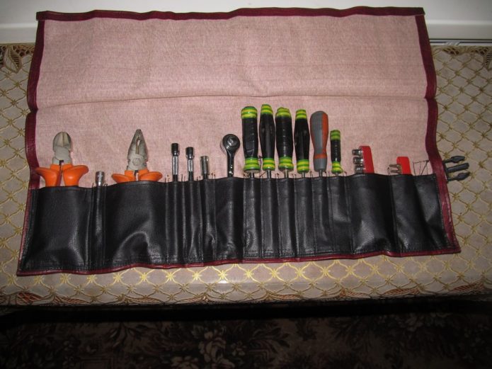 caja de herramientas de cuero