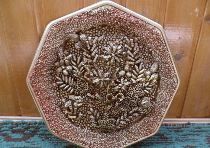 Mozaic de cereale pe o tavă