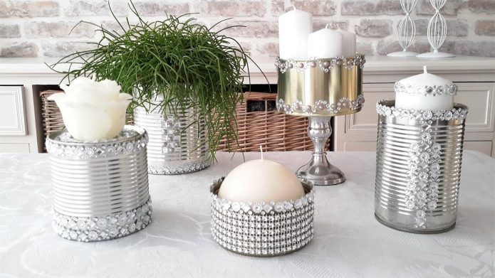 Effective table decoration with items from cans