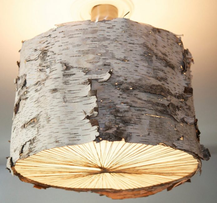 Chandelier with lampshade made of birch bark