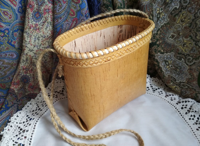 torba wykonana z kory brzozy