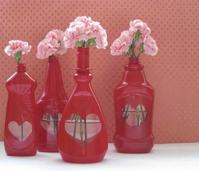 Original vases from bottles of shampoos