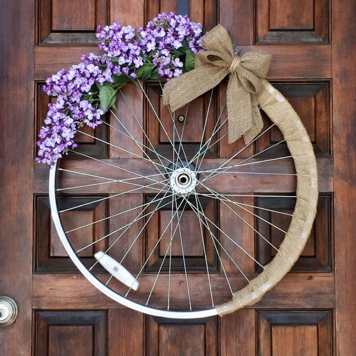 Spring bike wheel decor