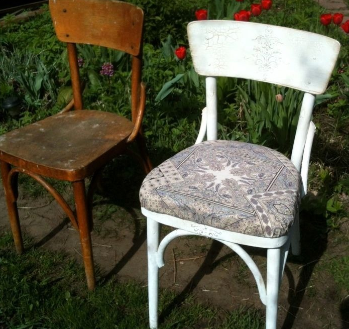 Gerenoveerde oude stoel