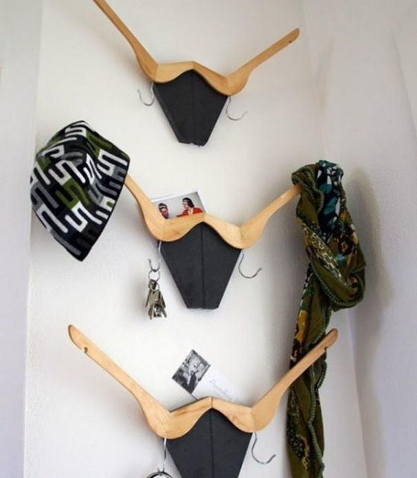 Coat hanger for clothes