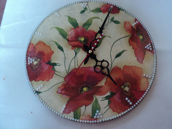 Beautiful watch from a plate