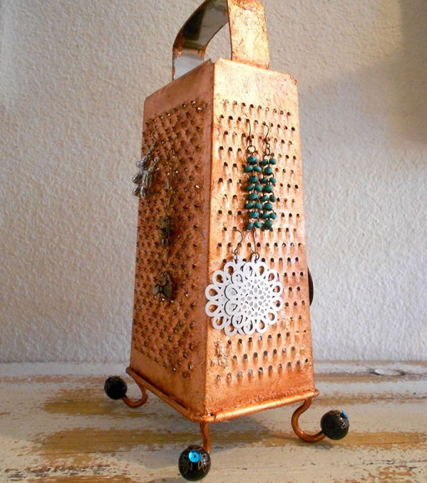Organizer for jewelry from an old grater