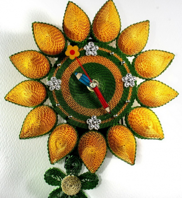 Quilling watch